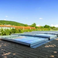 The Aquacomet Horizontal Enclosure