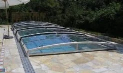 The Aquacomet Visual Enclosure